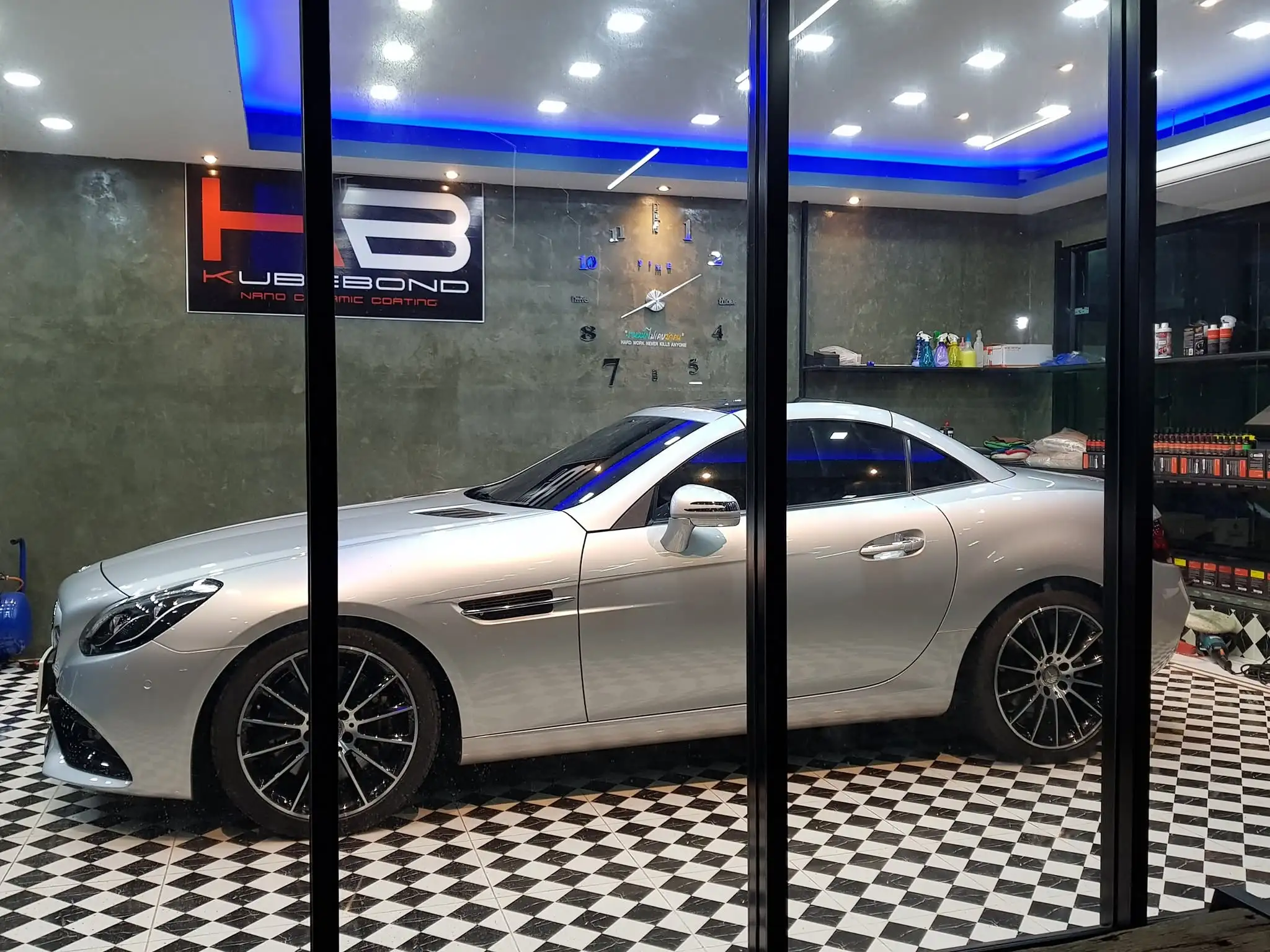 ผลงานเคลือบแก้ว Benz ที่ Odean Carwash