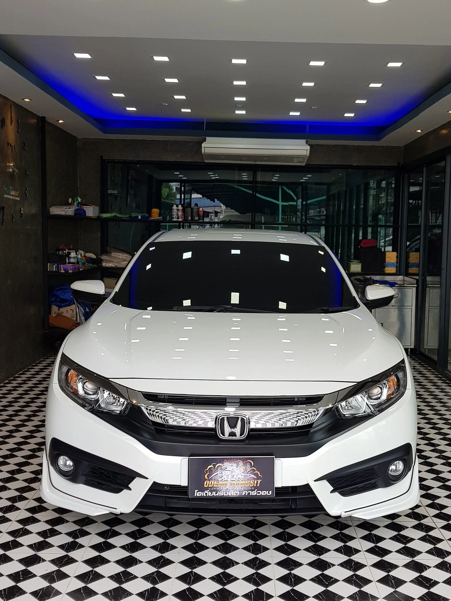 ผลงานเคลือบแก้ว Honda Civic ที่ Odean Carwash
